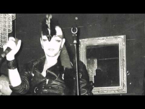 Petra Flurr + Modernista - Messer