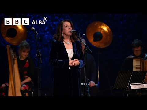 Mairi MacInnes - Gràs | Cuirm aig Celtic - Òran Ùr | BBC ALBA