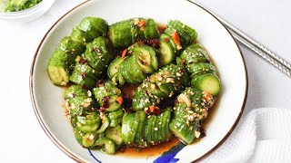 Quick &amp; Refreshing Spicy Asian Cucumber Salad