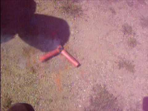 comment ouvrir un zippo et l'allumer en meme temps