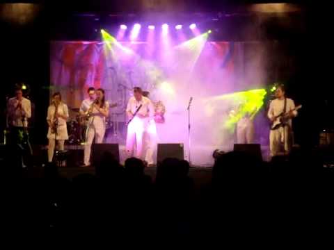 Hugo Čáves Orchestra - Bambulka