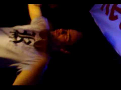 Basslicker v blazinci