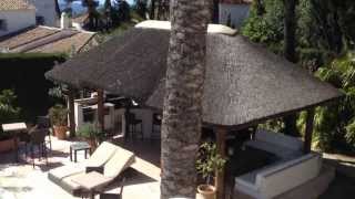preview picture of video 'Beachside villa for rent in Los Monteros, Marbella'