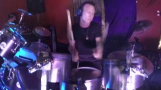 Stephen Perkins Gets Raw