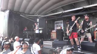 Beartooth "Relapsing" Warped Tour AT&T Center 6-28/15