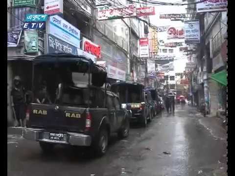 শুল্ক ফাঁকি দেয়া বিদেশি কাপড় জব্দ, ধাওয়া পাল্টা ধাওয়া
