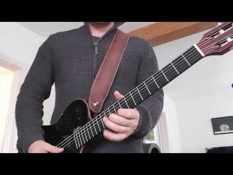 Демонстрация звучания классической гитары Godin ACS Cedar Black