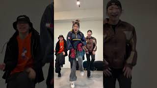목요일이니까 한번 뛰어야대 #mmary #dance