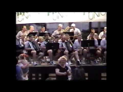 2000 Quaker City String Band Mummers Museum