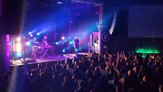 Between the Buried and Me- Silent flight Parliament (Live)