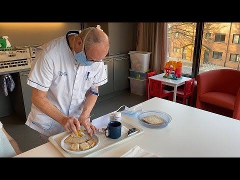 Week van de Vrijwilliger 2021: Dirk (75) helpt in het Revalidatiecentrum