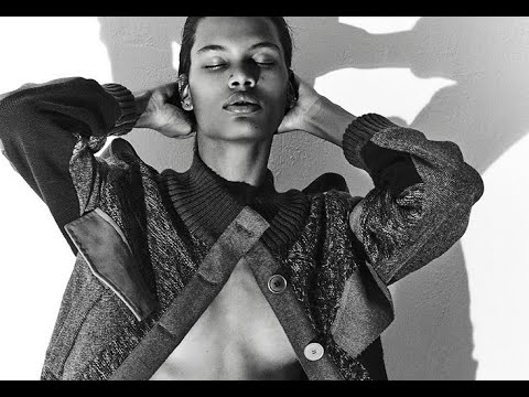 LINA CRUZ Best Model Moments FW 2022 - Fashion Channel