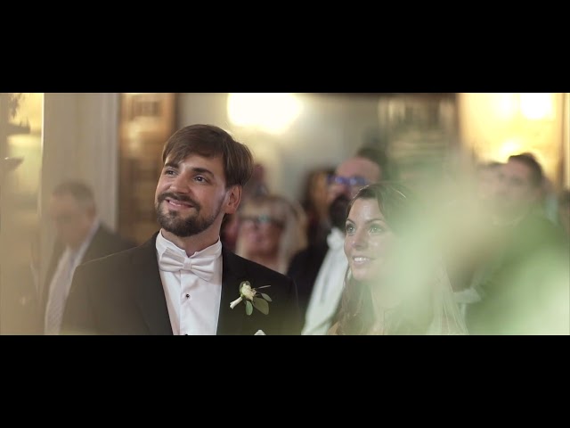 David + Georgina | One Wedding One Minute