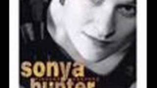 Sonya Hunter - Conversation