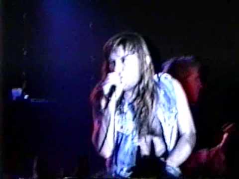 Iron Maiden-4.The Trooper(Club L'Amour,NY 1988)