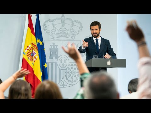 Pablo Casado comparece ante los medios tras la reunión con Pedro Sánchez