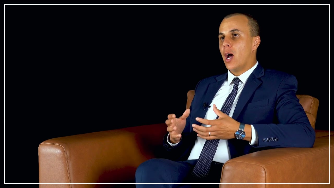 Découvrez le métier de contrôleur des mutuelles avec Zakaria BELHOUSSAINE  