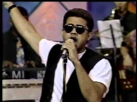 Cesar Flores Y Su Orquesta   "Quiero Verla"