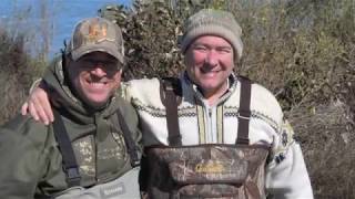 preview picture of video 'Duck Hunt at Bay Flats Lodge 2011'