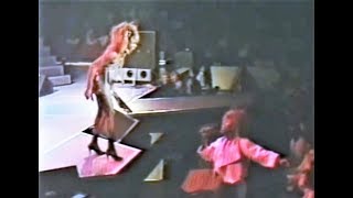 Tina Turner - Hilarious encounter with Rupaul look-alike  &quot;Now I know how I look&quot;