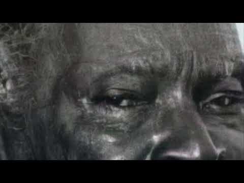 Santo Daime - Hinário O Cruzeiro - Mestre Irineu - 51- Eu devo amar