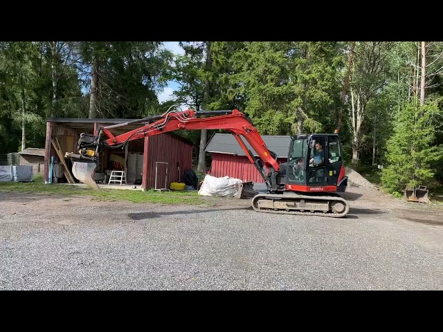 1039462 Kubota KX080-4