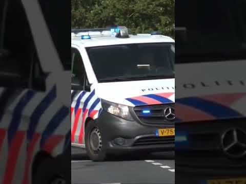 P1 politie hondengeleider Vito met spoed naar een melding in Almere!