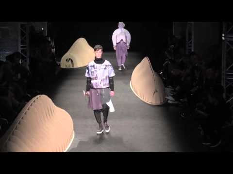 Desfile Martin Across / Modafad en la 080 Barcelona Fashion