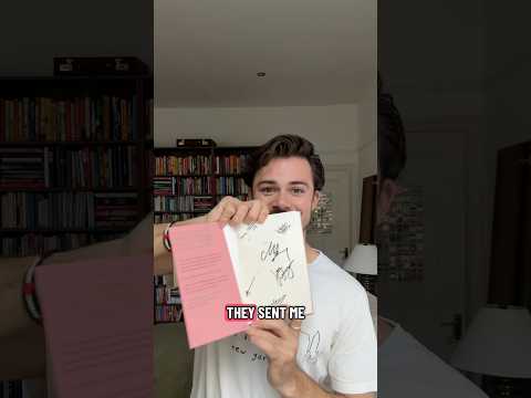 ¿Cillian Murphy acaba de... enviarme un libro????