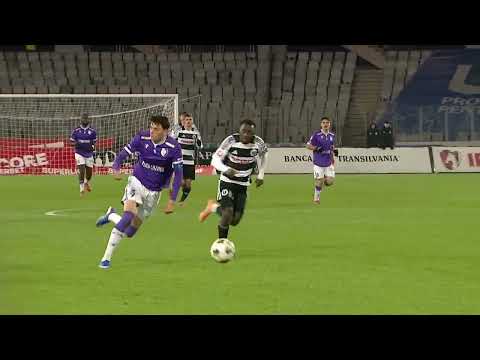 GOOOL! U Cluj - FC Argeș 2-0. Abia intrat, Stanojev dublează avantajul ”Șepcilor Roșii”