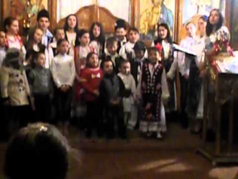 Copiii bucuria noastra colindand 2014