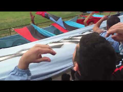 "Hinchada de brown de adrogue vs suarez" Barra: Los Pibes del Barrio &bull; Club: Brown de Adrogué