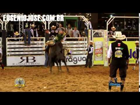 Ricardo Rosseto Vs Esquerdinha  Cia Tranvieira      EXPOARI Ariquemes 2016