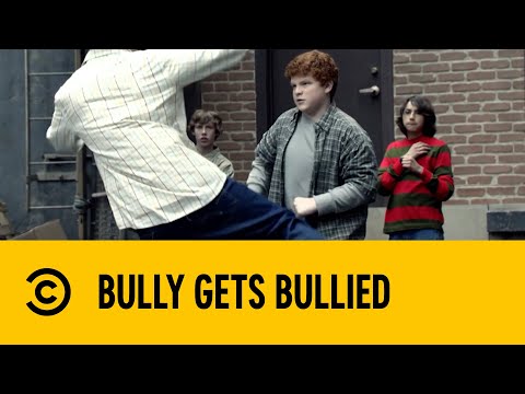 Bully Gets Bullied | Everybody Hates Chris | Comedy Central Africa