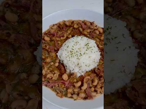 Pressure Cooker Black-Eyed Peas with Bacon, Smoked Sausage & Neck Bone