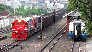 Download lagu [Double Headed] Raksasa Pulau Sumatera - Lokomotif CC 205 Dinas Kereta Api Babaranjang mp3