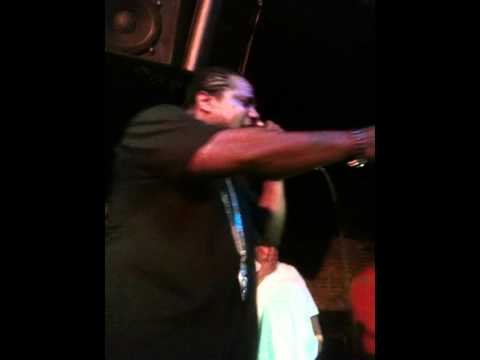 J Diggs Dissing Mac Shawn Live in Concert!!!!!