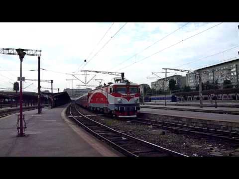 Locomotiva 91-53-0-477-821-9 plecand din Bucuresti Nord cu R 680