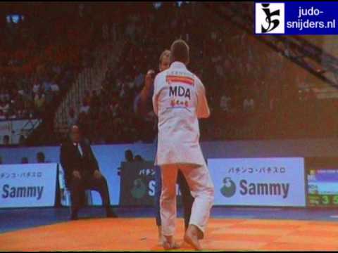 Judo 2009 Rotterdam: vd Geest (BEL) - Cernega (MDA) [-100kg]