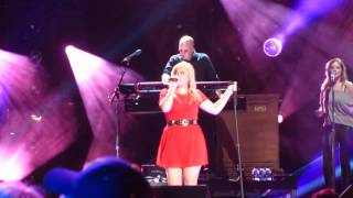 Kelly Clarkson &quot;Don&#39;t Rush&quot;