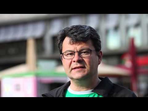 Tischtennis auf dem Marktplatz - Kommunalwahl 2014 - Breitensport-Aktion der Grünen Halle (Saale)
