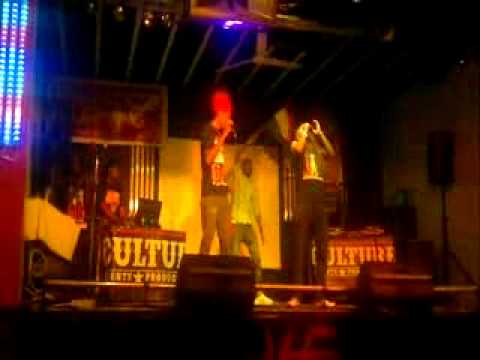 Natty Gong & Manna'C - La Tet So (Live in Executive Club)