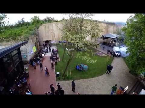 FESZT!EGER - CSAK AZÉRT IS ZENE!