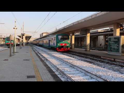 FS Carrozze PR+E464.301 in partenza da Salerno