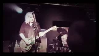 L7 - Must Have More (Live in Cologne)