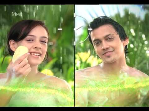 Teeshay Vivel Badminton