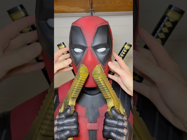 Vídeo relacionado con Simba - Peluche Deadpool - Diseño irreverente y Fiel al Personaje - Suave, Decorativo y Coleccionable - Óptimo para Fans de Marvel - Desde 0 Meses - Versión Oficial Marvel (6315870456)