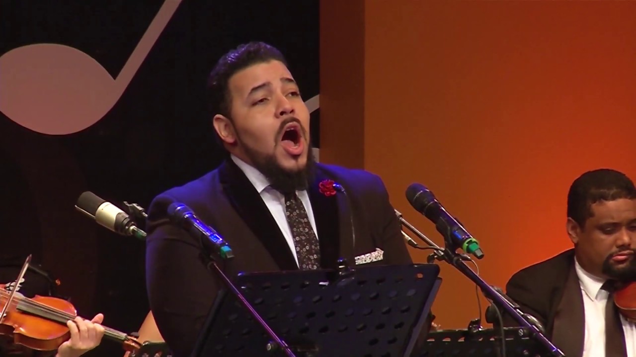 Promotional video thumbnail 3 for Tenor Jose Heredia