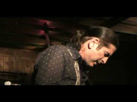 טריו חשמלית- גיבורי הגיטרה ארז נץ - ערב של יום בהיר