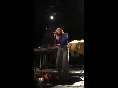 Ashe and Louis The Child - Right To It - LIVE at MHoW, Brooklyn // Early Bird Music